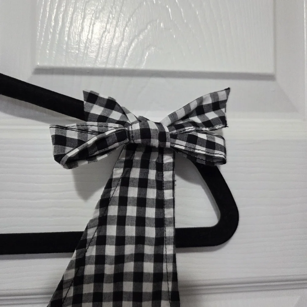 Cotton On Black & White V-neck Gingham Cropped Sleeveless Blouse Size Large - Picture 5 of 7